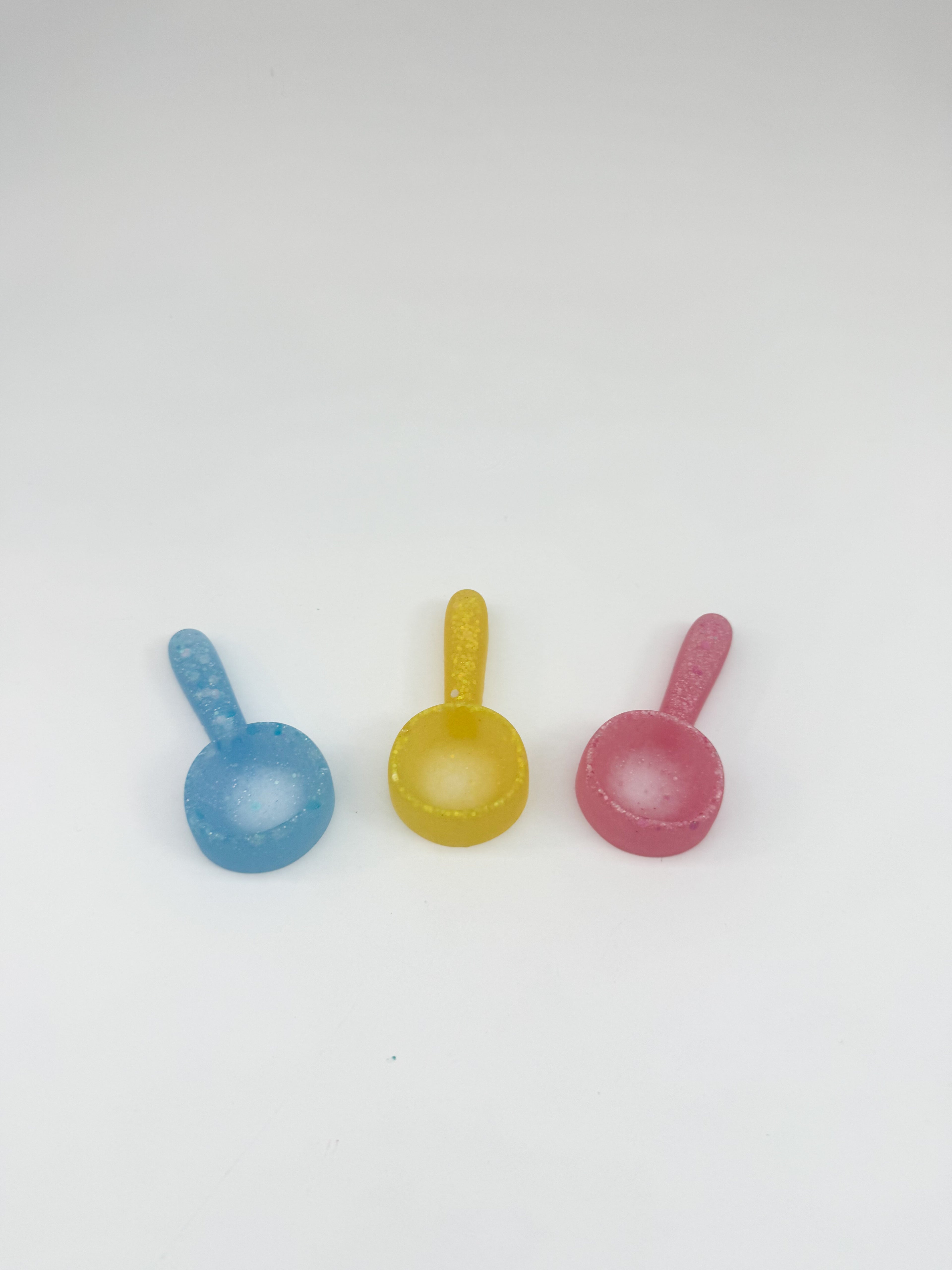 Scoops